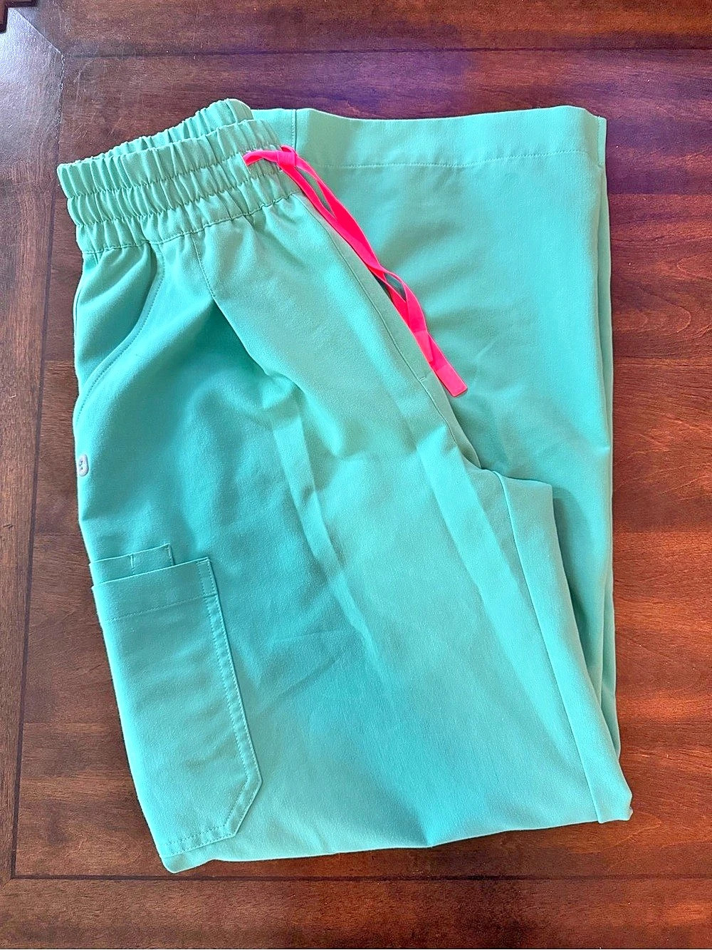 Figs Shelby wide leg. XS surgical green
